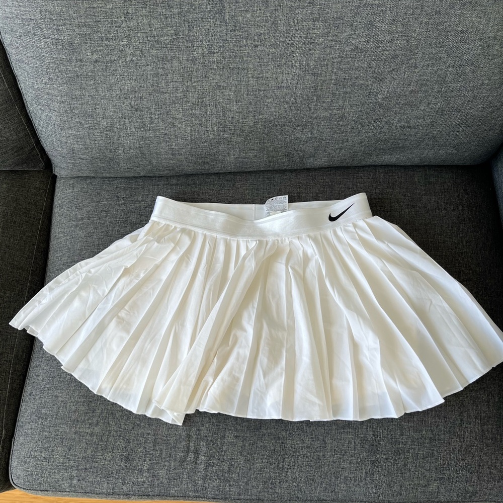NIKE Victory Court Tennis Skirt